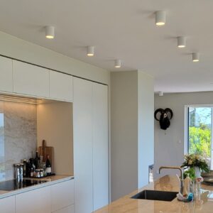 Hvid antidark spot-lampe fra easy serien